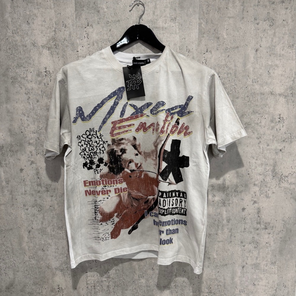Mixed Emotion Cherub Graphic Tee Off-White Streetwear Shirt Mens Medium NEW